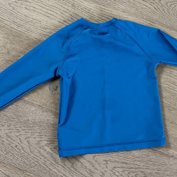 Old Navy Rash Guard - Picture 5 of 7